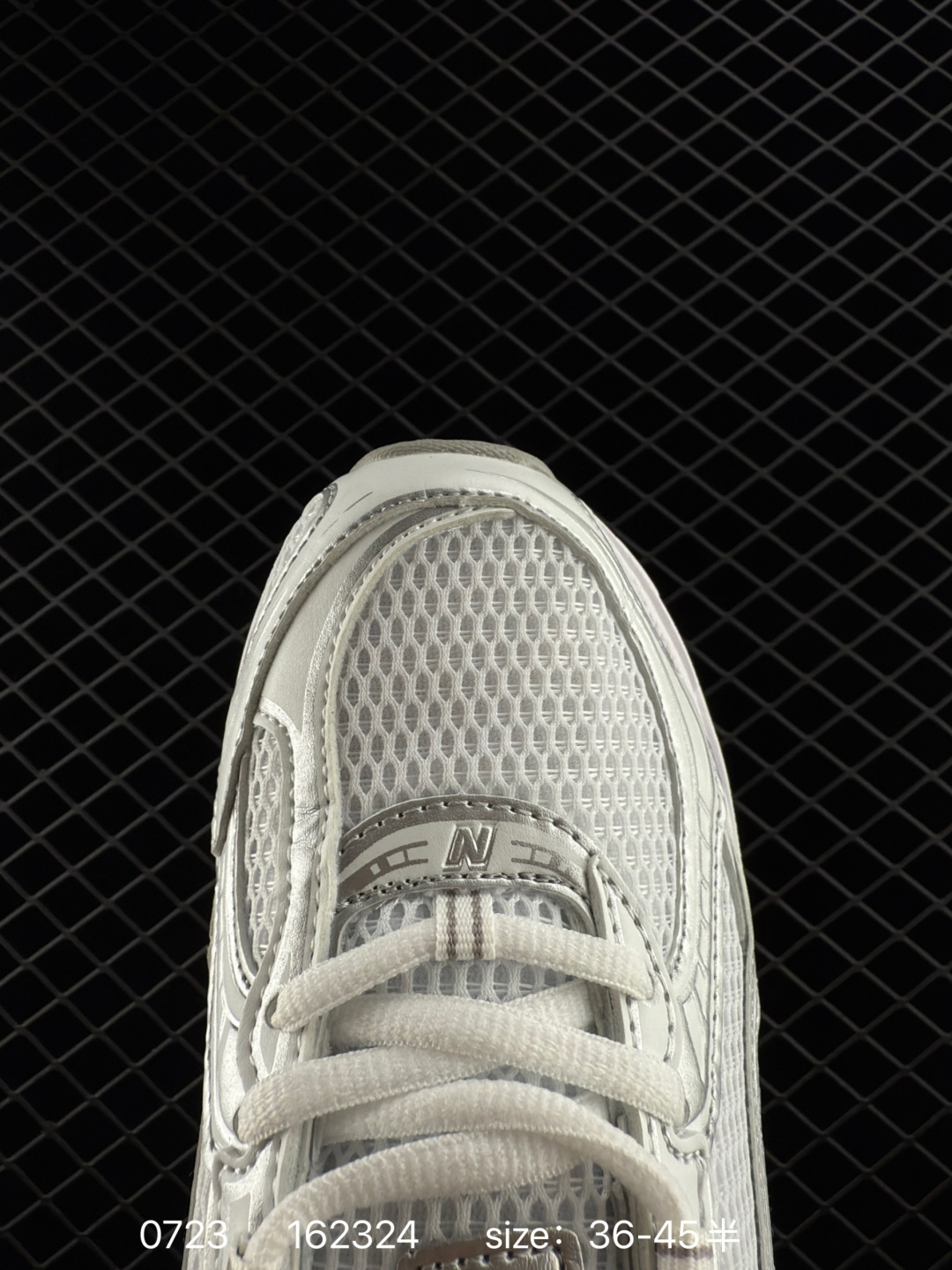 New Balance MR740 NB